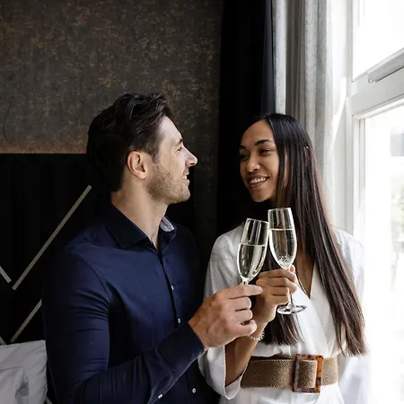 Hotel Le Marin - Handwritten Collection