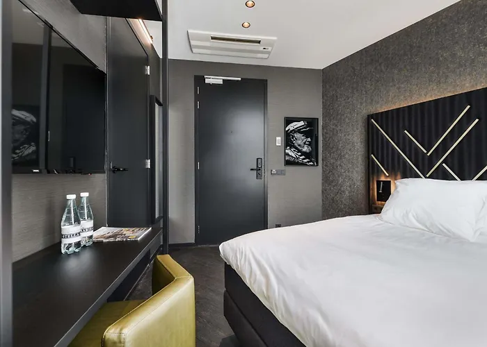 Le Marin - Handwritten Collection 4* Rotterdam