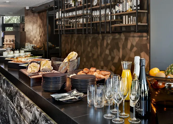 Hotel Le Marin - Handwritten Collection