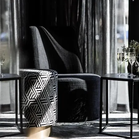 Le Marin - Handwritten Collection 4*