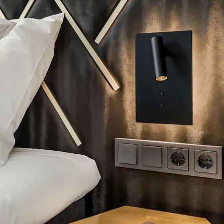 Le Marin - Handwritten Collection 4* Rotterdam