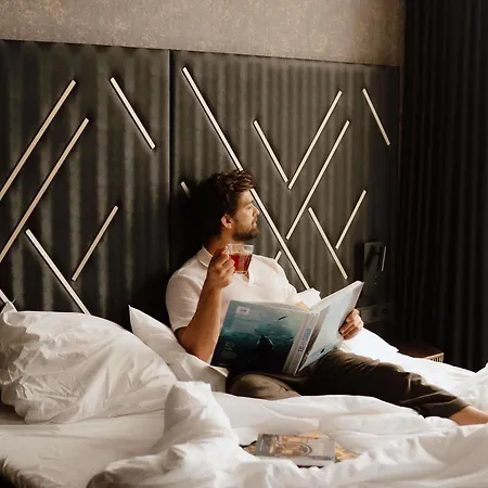 Le Marin - Handwritten Collection 4* Rotterdam