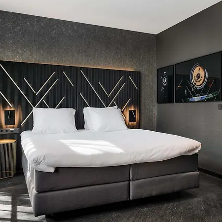 Otel Le Marin - Handwritten Collection