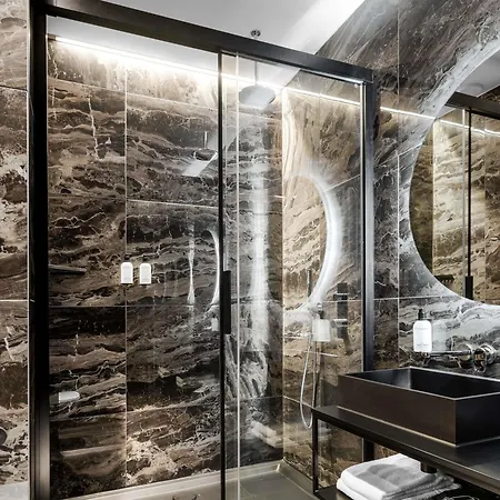 Le Marin - Handwritten Collection 4* Rotterdam