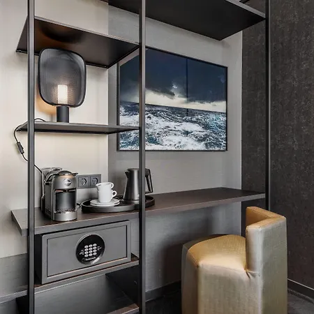 Le Marin - Handwritten Collection