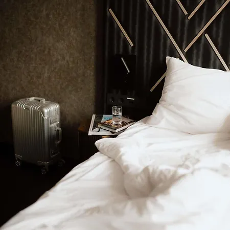 Hotel Le Marin - Handwritten Collection