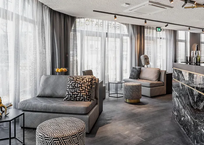 Le Marin - Handwritten Collection 4*