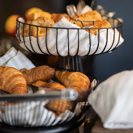Hotel Le Marin - Handwritten Collection
